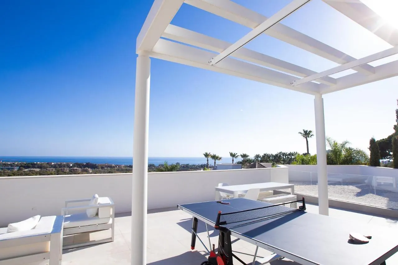 Villa Royale, Moderna Villa Con Piscina Y Vistas Al Mar Marbella