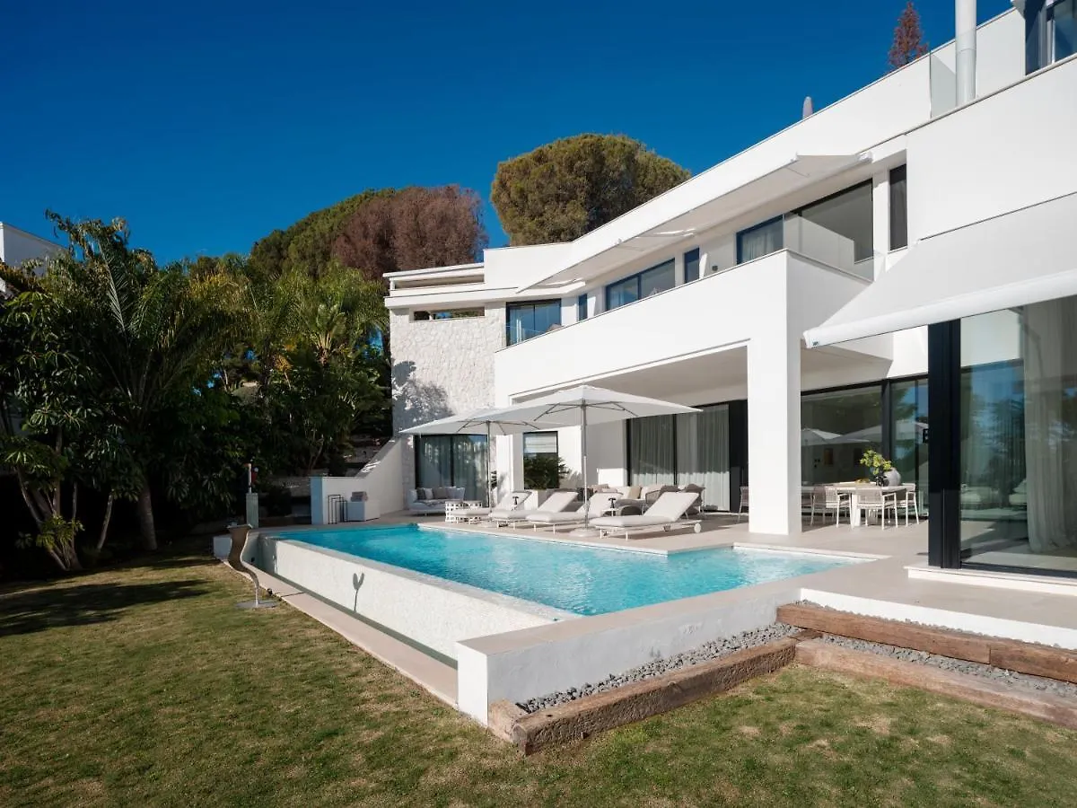 Villa Royale, Moderna Villa Con Piscina Y Vistas Al Mar Marbella