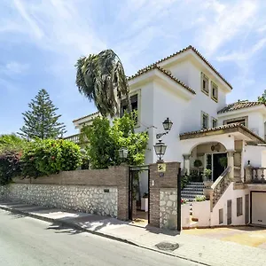 Villa Casakhan, Beautiful Luxury Villa,, Marbella