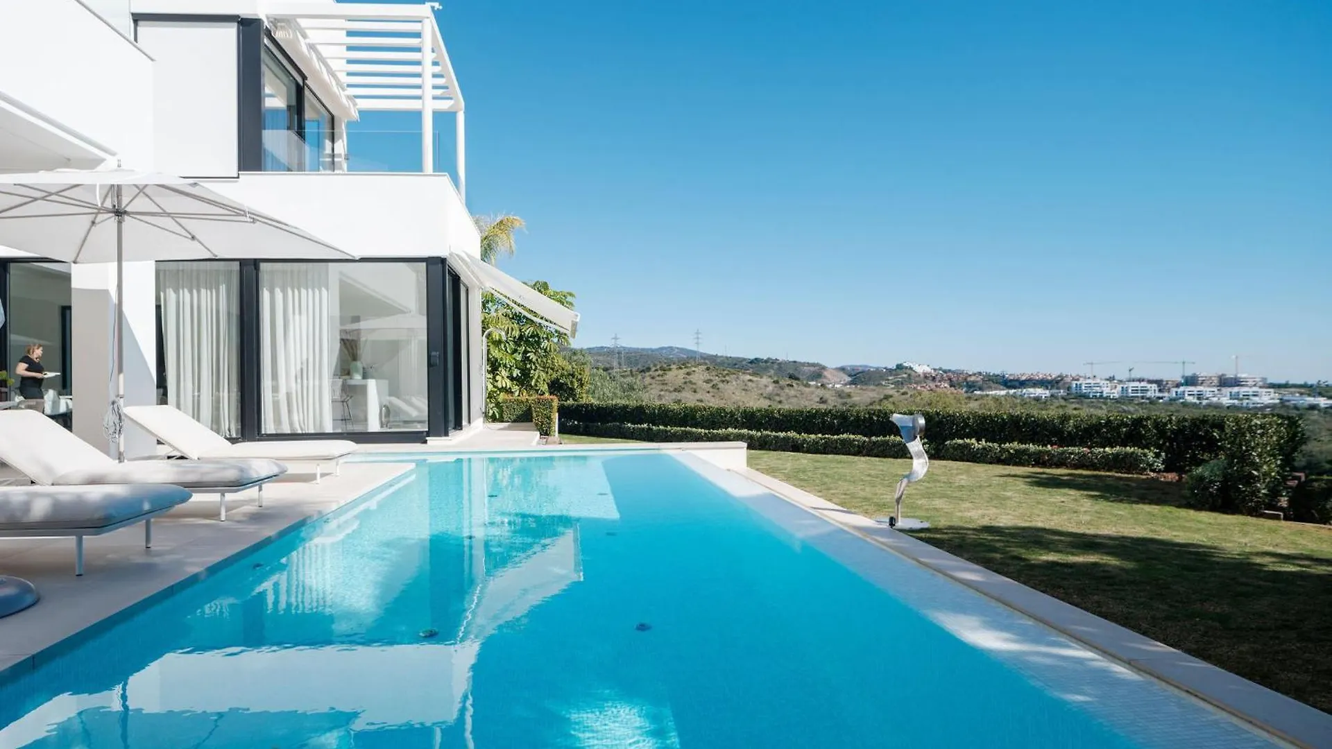 Villa Royale, Moderna Villa Con Piscina Y Vistas Al Mar Marbella 0*,  Spanien
